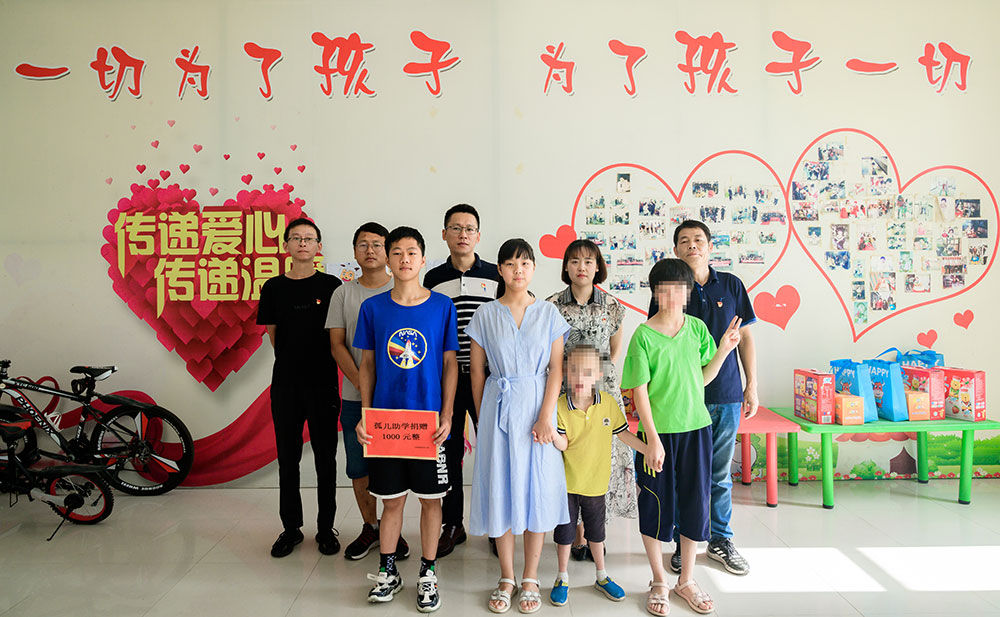 屯溪城建投公司黨支部情系福利院 慰問(wèn)暖人心