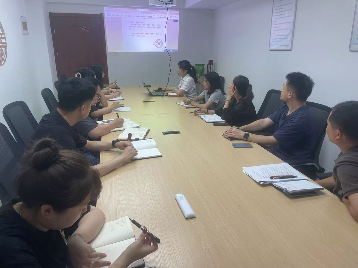 筑牢集團風險堤壩，護航公司高質(zhì)量發(fā)展