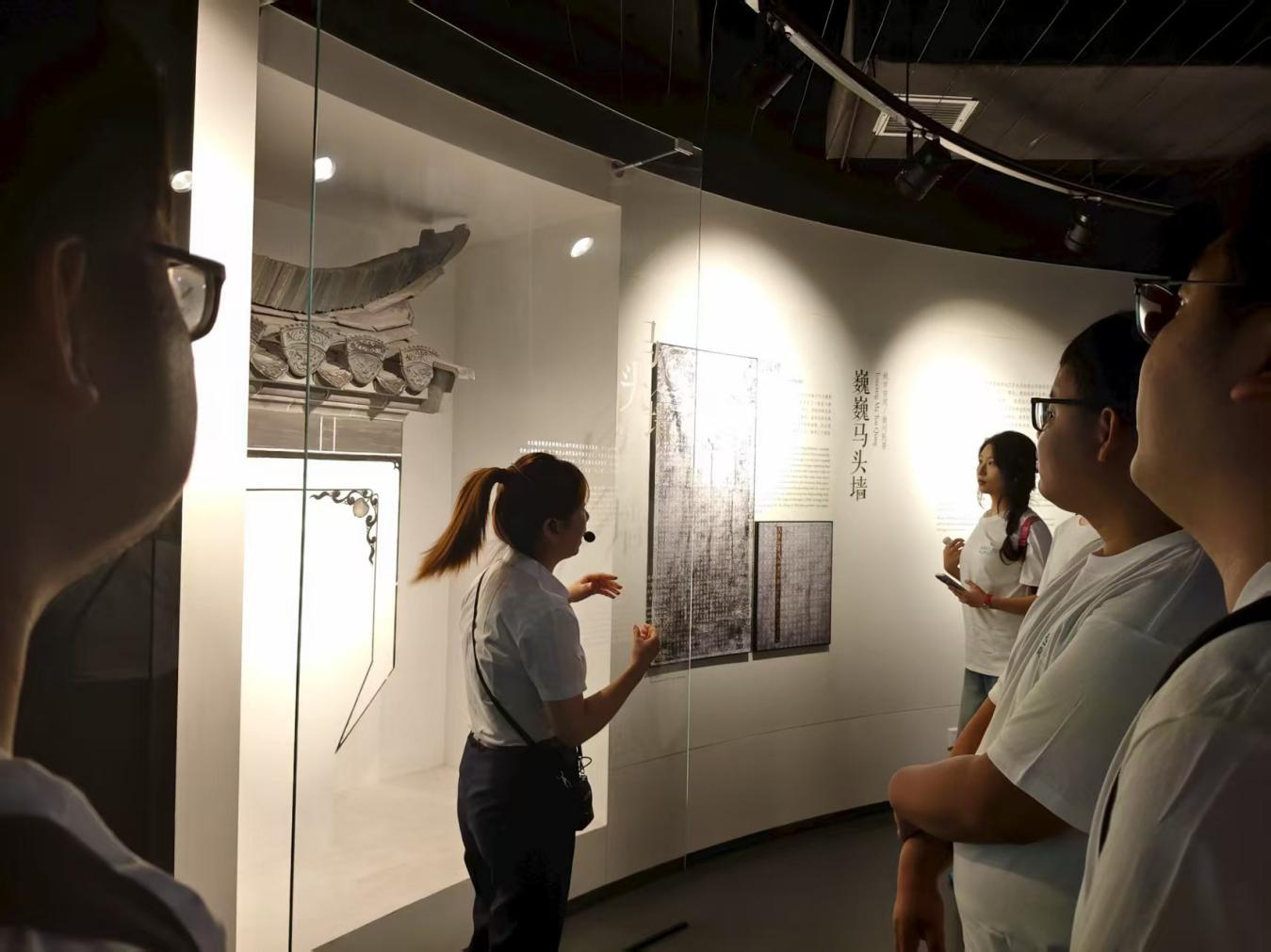 區(qū)國投集團(tuán)組織見習(xí)生參加“生臨企境”活動 在產(chǎn)業(yè)一線錘煉青年人才